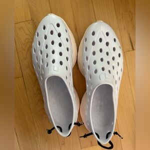 Unisex Kane- white/cream Active Recovery Shoe